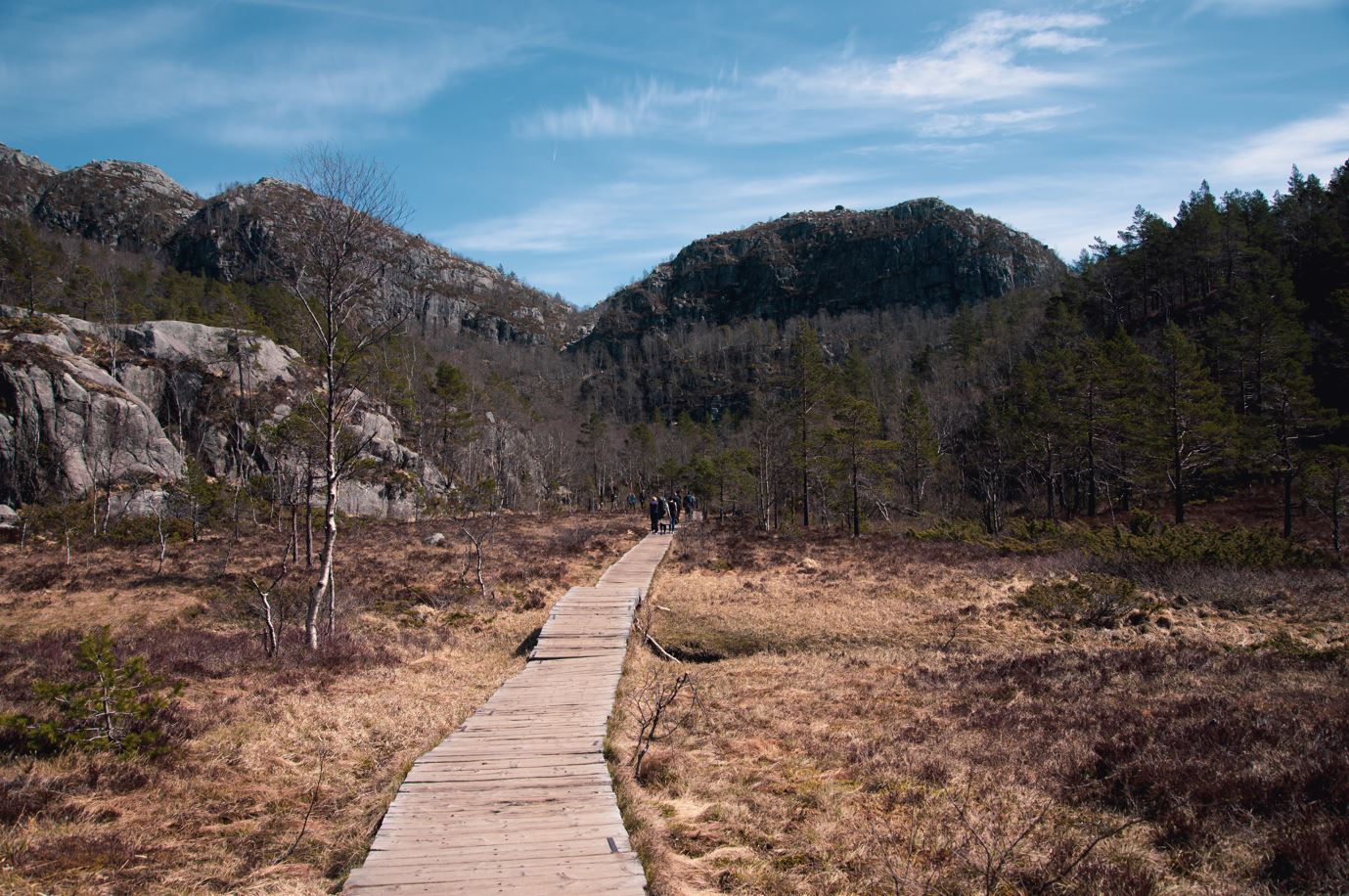 The trail to the Pulpit rock